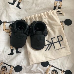 Freshly Picked Moccasins size 2, 6-12 months
